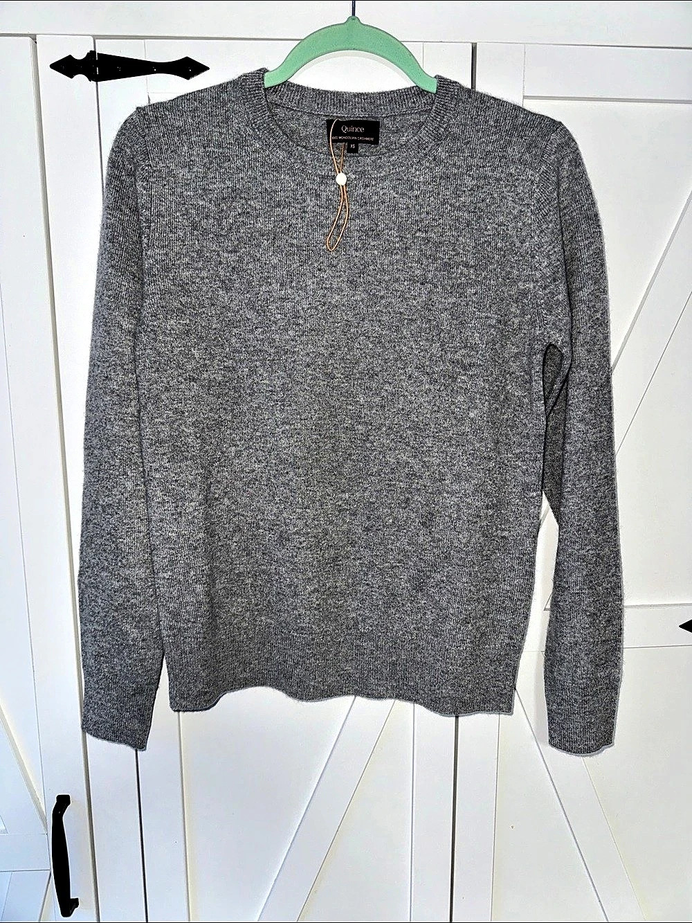 Quince Mongolian Cashmere Crewneck Sweater